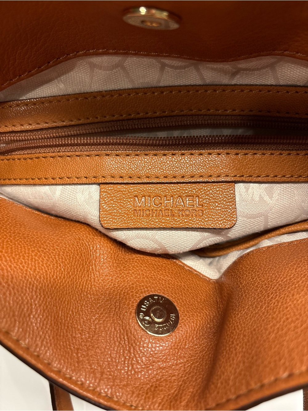 Michael Kors Hamilton Brown Leather Satchel Handbag with Gold Hardware - Picture 5 of 11